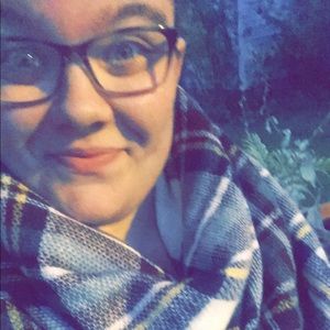 Meet your Posher, Victoria